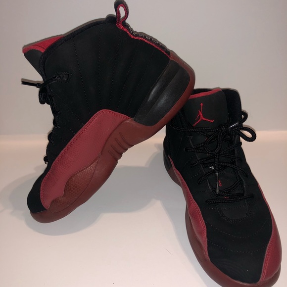 Nike air Jordan 12 flu game 2009 size 3y - Picture 7 of 8